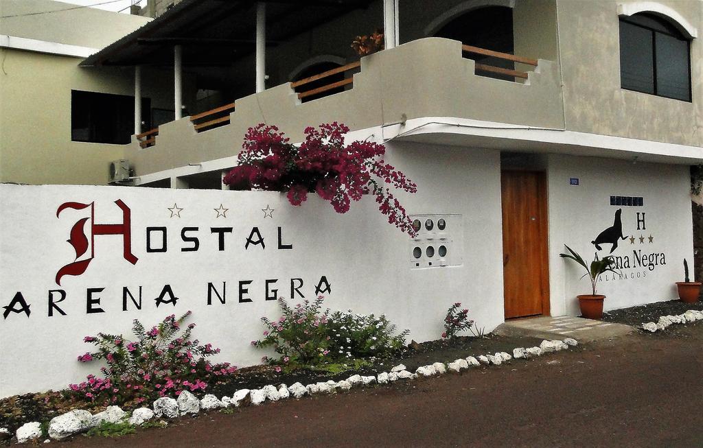 Hostal Arena Negra Puerto Ayora  Kültér fotó