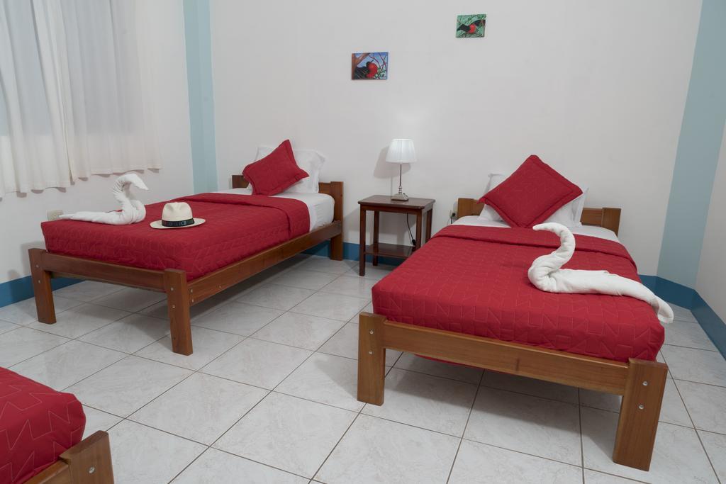 Hostal Arena Negra Puerto Ayora  Kültér fotó