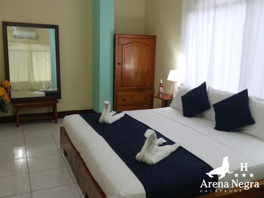 Hostal Arena Negra Puerto Ayora  Kültér fotó