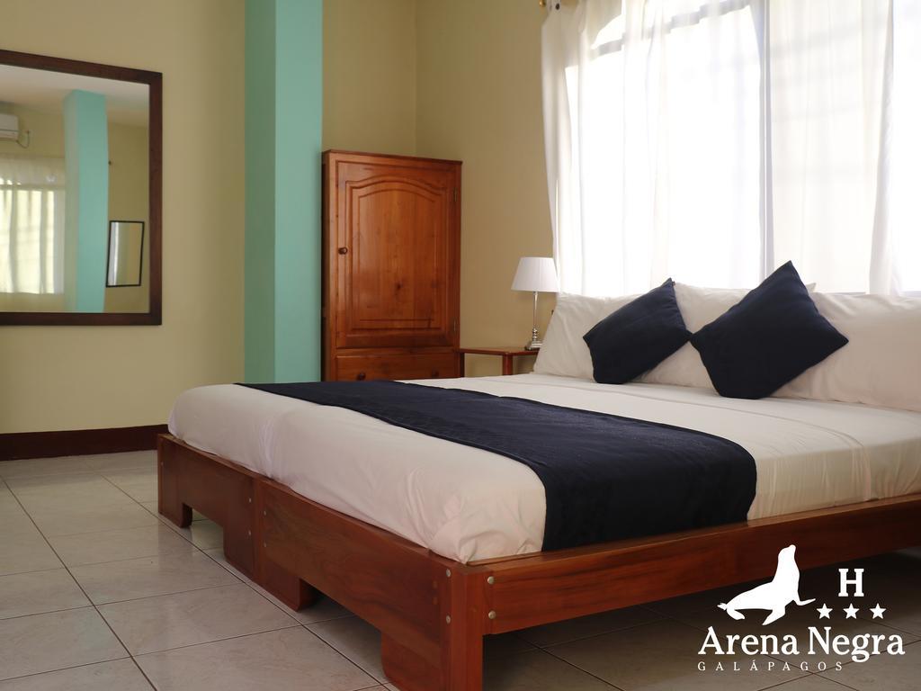 Hostal Arena Negra Puerto Ayora  Kültér fotó