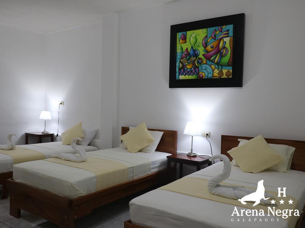 Hostal Arena Negra Puerto Ayora  Kültér fotó