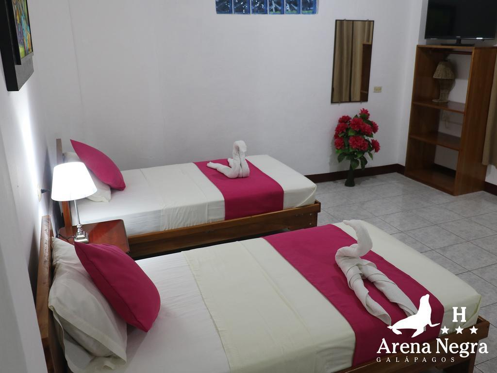 Hostal Arena Negra Puerto Ayora  Kültér fotó