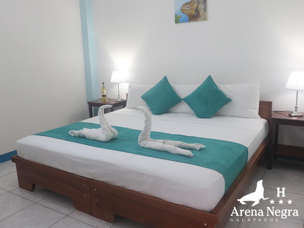 Hostal Arena Negra Puerto Ayora  Kültér fotó