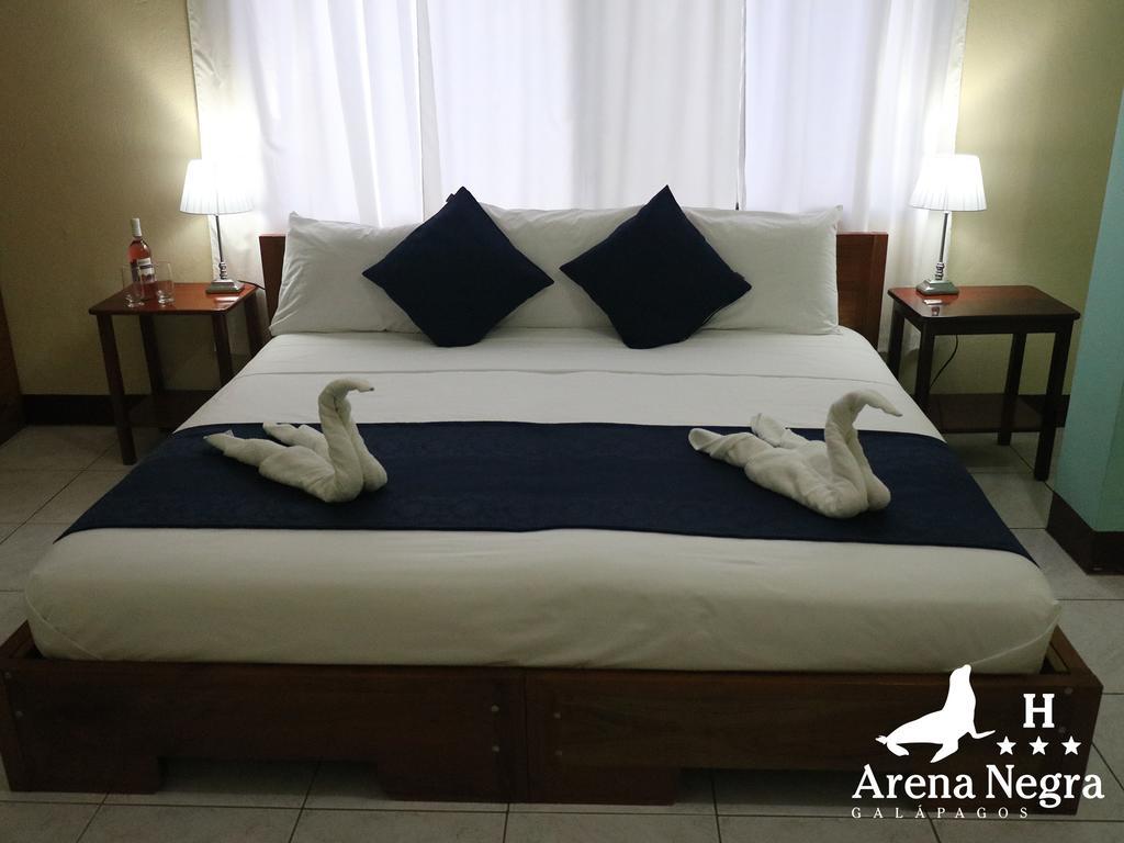Hostal Arena Negra Puerto Ayora  Kültér fotó