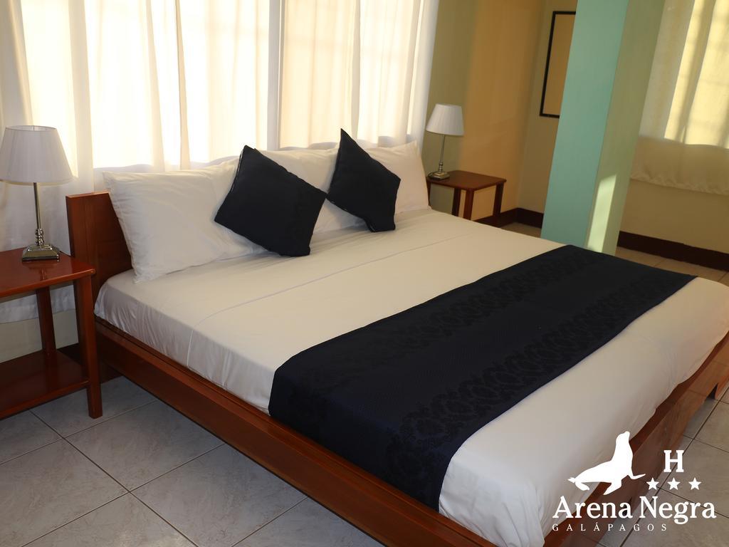 Hostal Arena Negra Puerto Ayora  Kültér fotó